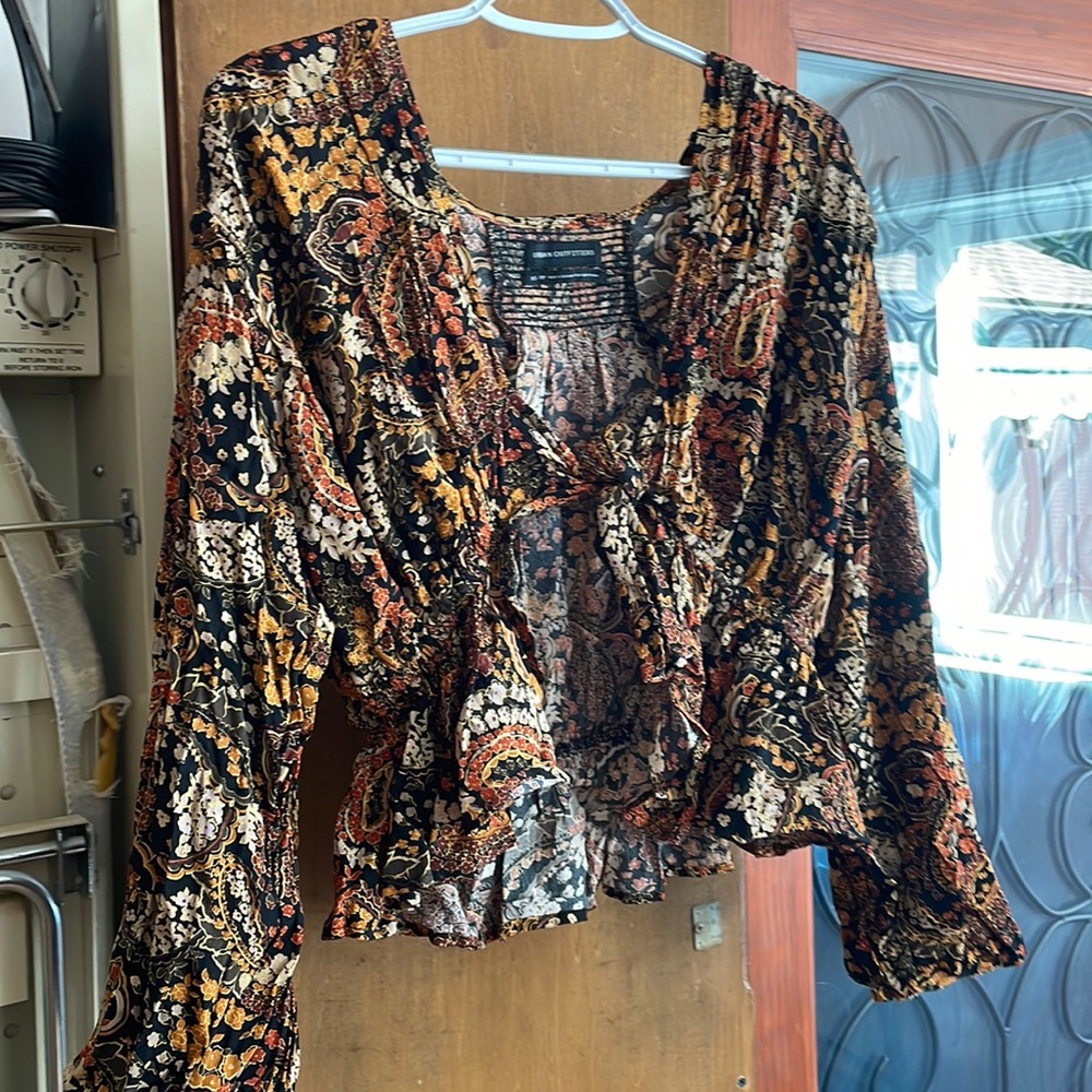 uo bonnie paisley tie front blouse